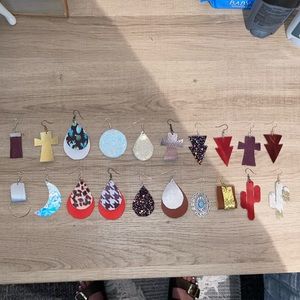 Bundle of 20+ Pairs of Earrings